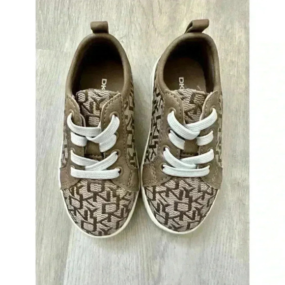 DKNY Toddler Slip On in excellent condition size‎ 7/6 - Picture 3 of 7